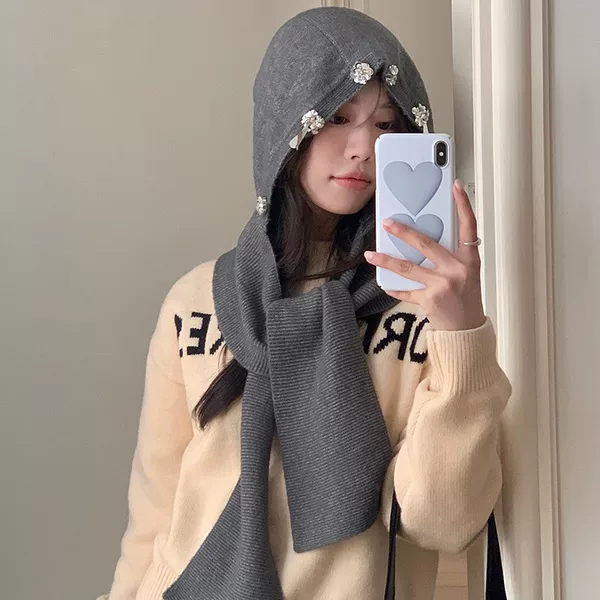 New Korean-style hat and scarf set, warm knitted hat for women, winter ear-covering and warming scarf, wholesale