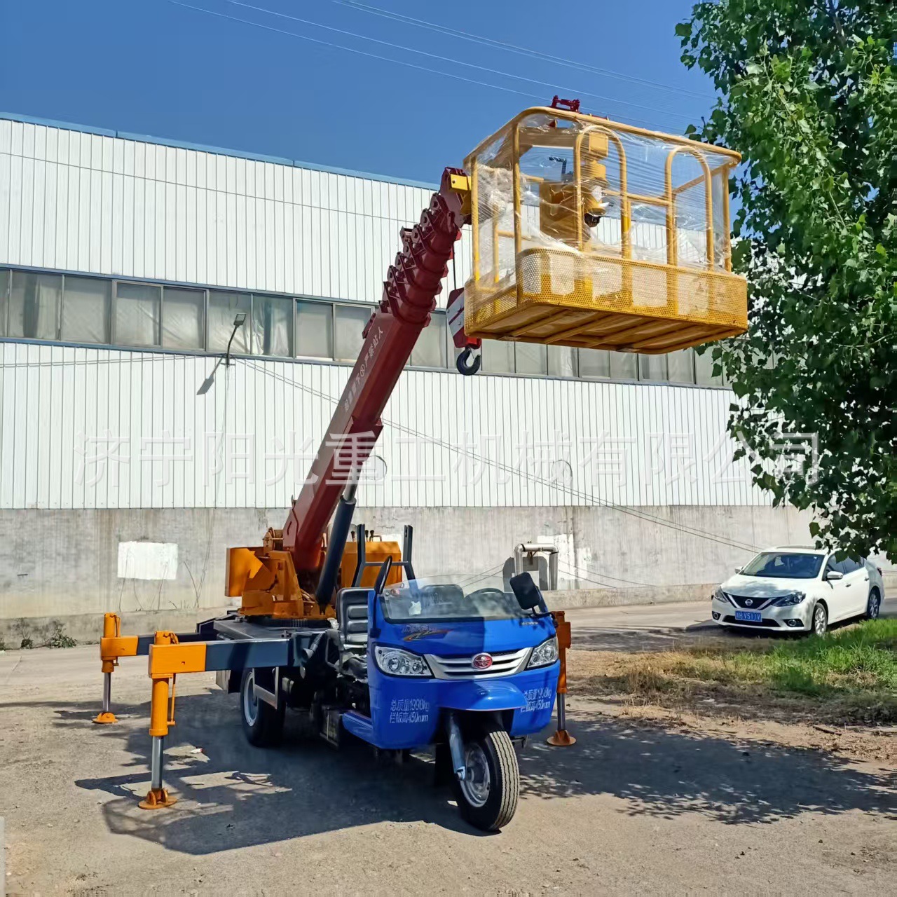 农村盖房5吨6吨三轮吊车 农用三轮车吊机建筑工程小型三马子吊