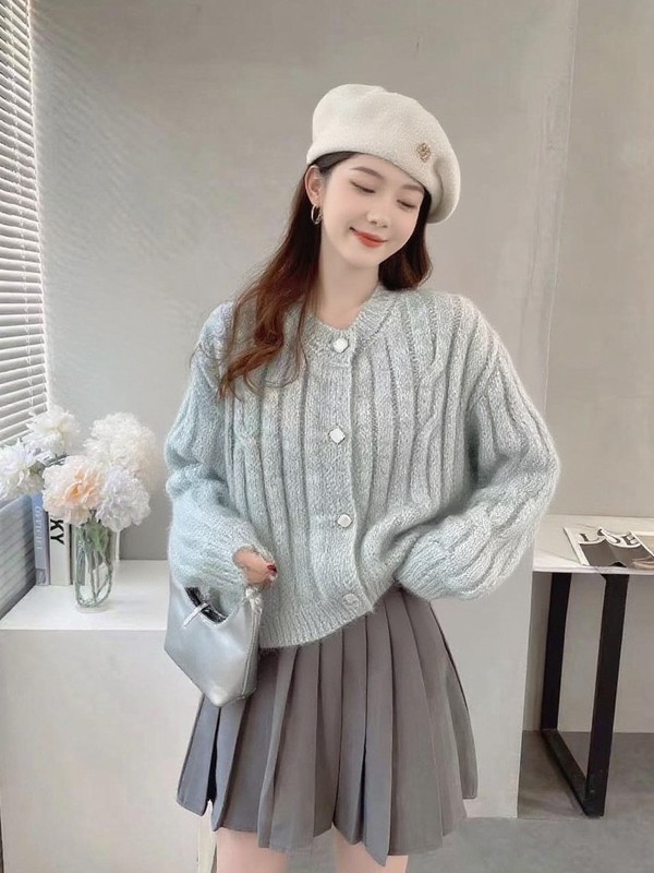 软糯毛衣女短款洋气2025秋冬新款外套闪亮珠片特种纱韩系针织开衫|undefined