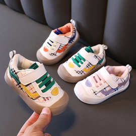 春秋季小宝宝鞋子0-3岁女童单鞋软硬男婴幼儿学步鞋休闲鞋不小鞋