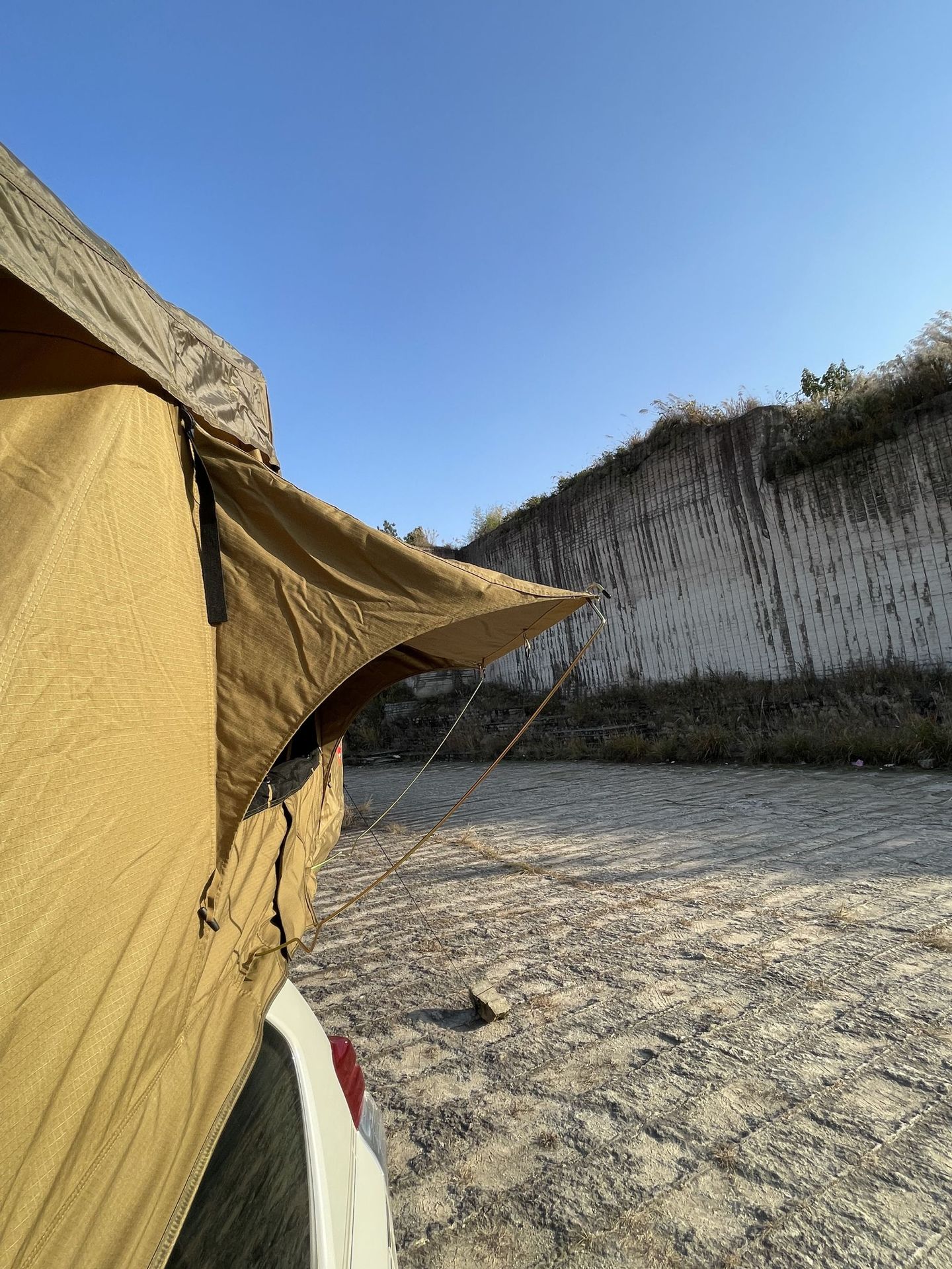 Leftover Foreign Trade Stock with Tags, Sold Out with No Restock, Outdoor Off-Road, Various Sizes, Long Car Roof Tent, Portable Car Tent