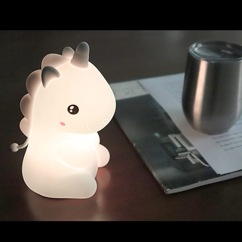 Lámpara de silicona con luz nocturna para niños, luz ambiental navideña, lámpara de noche con dibujos animados de animales, personalizable.