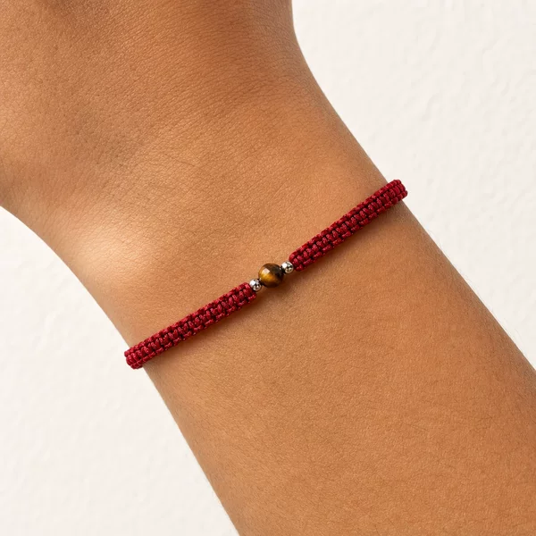 Go2Boho Red Hand-Woven Bracelet with Mixed Materials and Metal Beads, Unisex, Simple and Adjustable Style