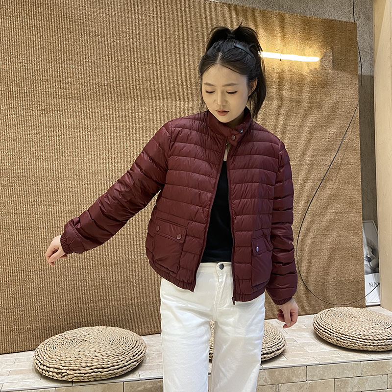 Autumn and Winter New 90 White Duck down Lightweight Short down Jacket for Women with a Stand Collar, Simple Versatile Inner Coat Trendy