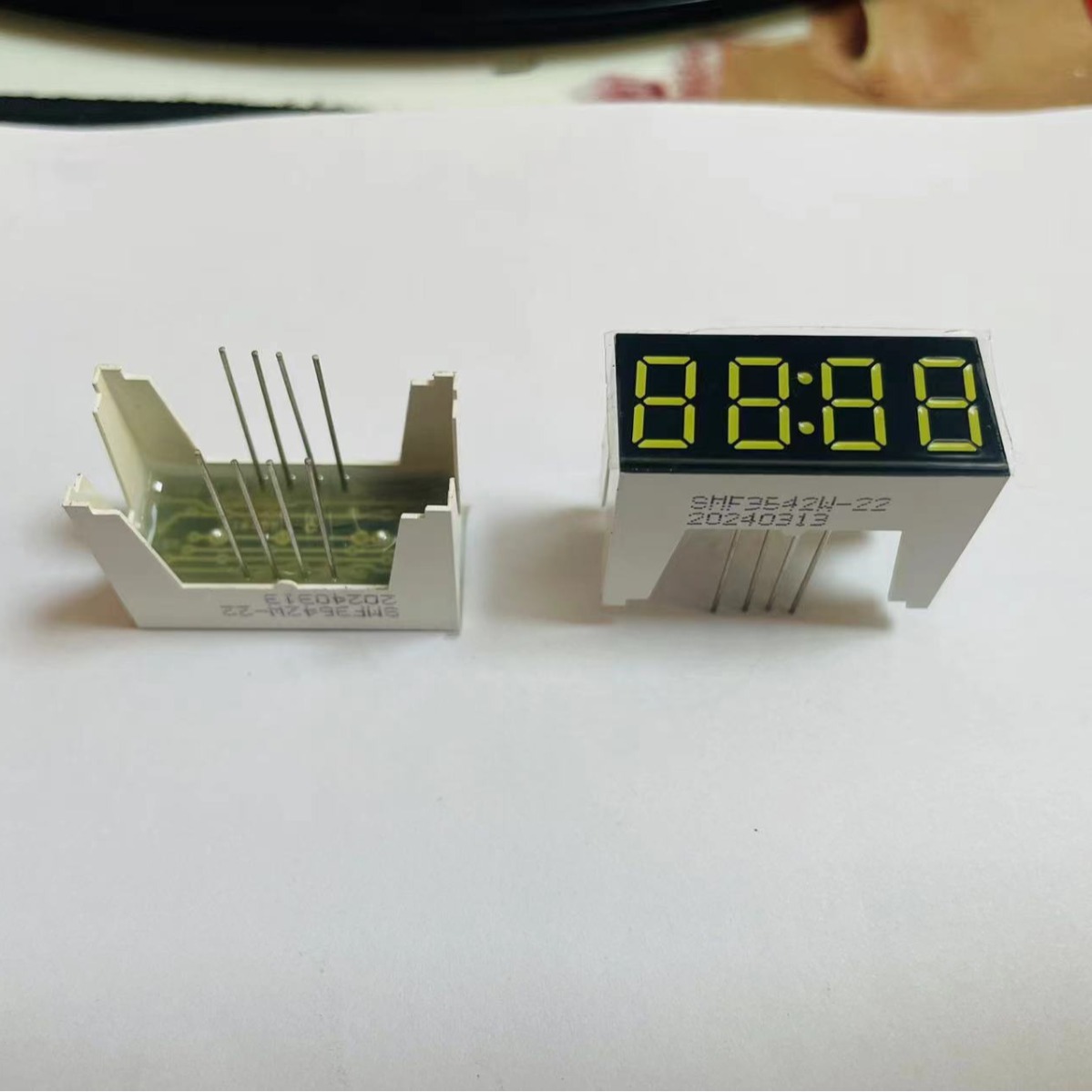 LED数码管，0.36寸4位白光数码管22MM高壳