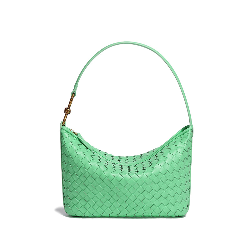 Bolsa tejida a mano de nicho bolsa de mensajero de hombro de moda bolsa de almuerzo portátil simple de las mujeres ocasionales bolsa de moda para las axilas