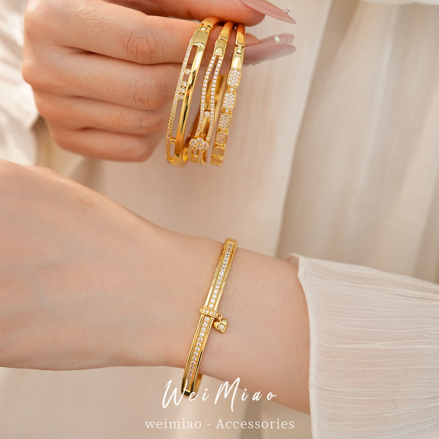 18K oro real chapado doble capa circular zircon pulsera de hebilla personalidad temperamento pulsera de moda ligera joyería de nicho