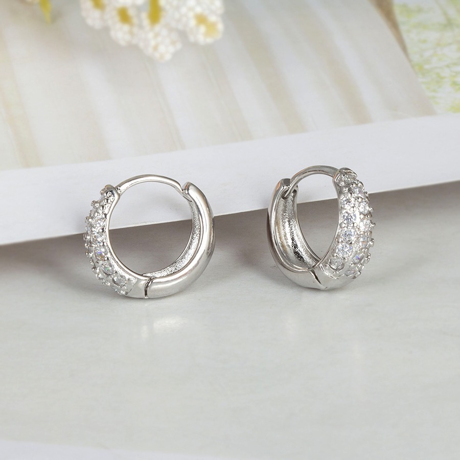 Classic small universal earrings drop-shaped