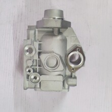 096110-0562适用发动机的VE喷油泵壳体优质燃油泵柴油泵壳体总成
