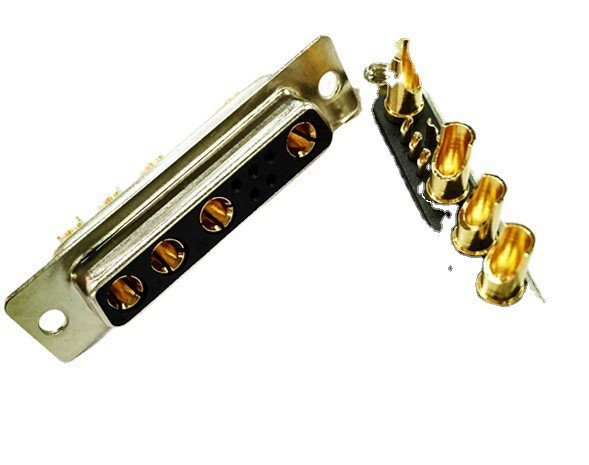 ����ֱ��D-SUB8W4�������������ĸʵ�ĳ��뺸��DB8V4��ϲ�ͷ