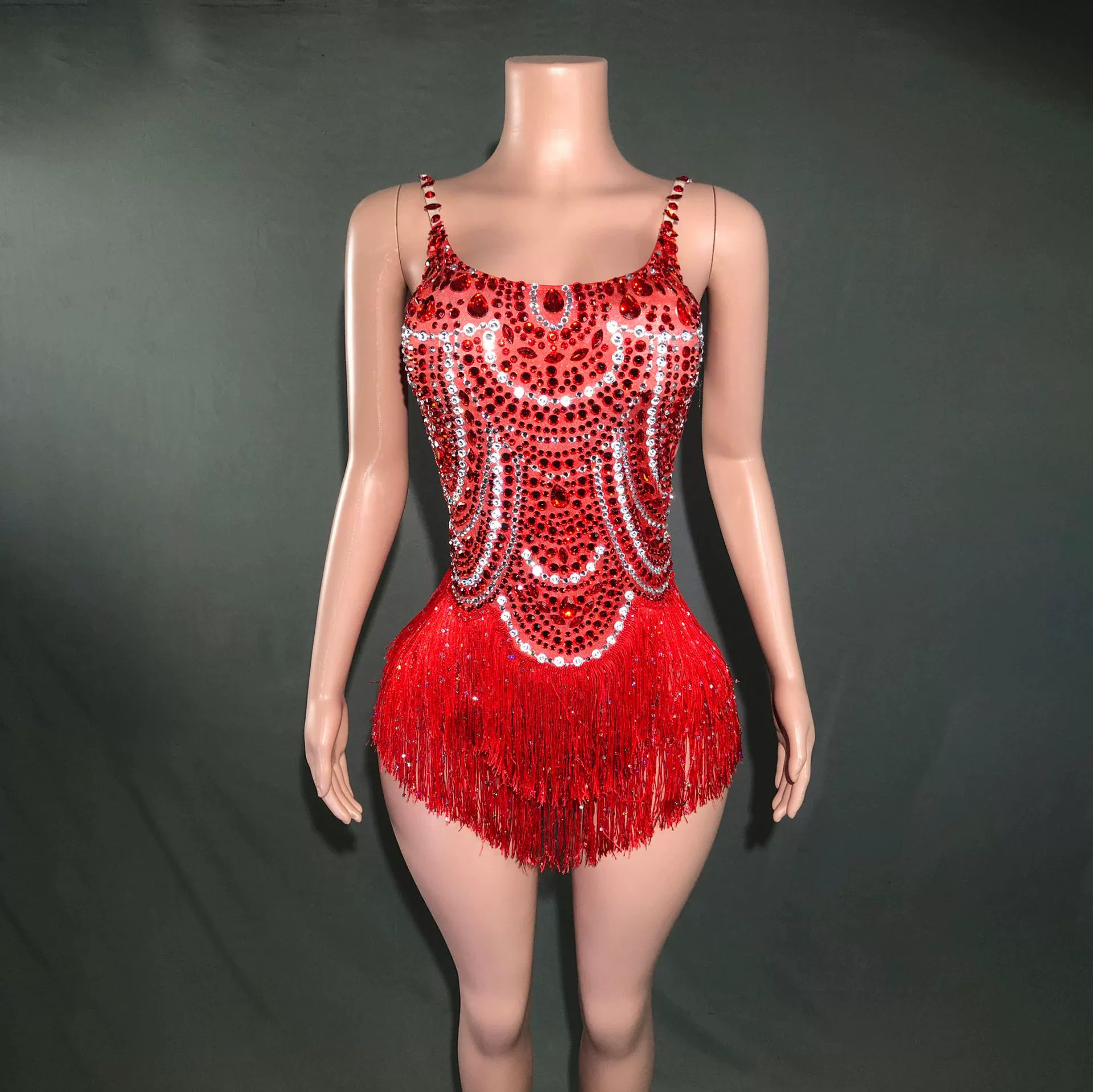 Одежда для блесток. Ночной клуб. Сцена. Сцена. Сцена. Сексуальная подтяжка.