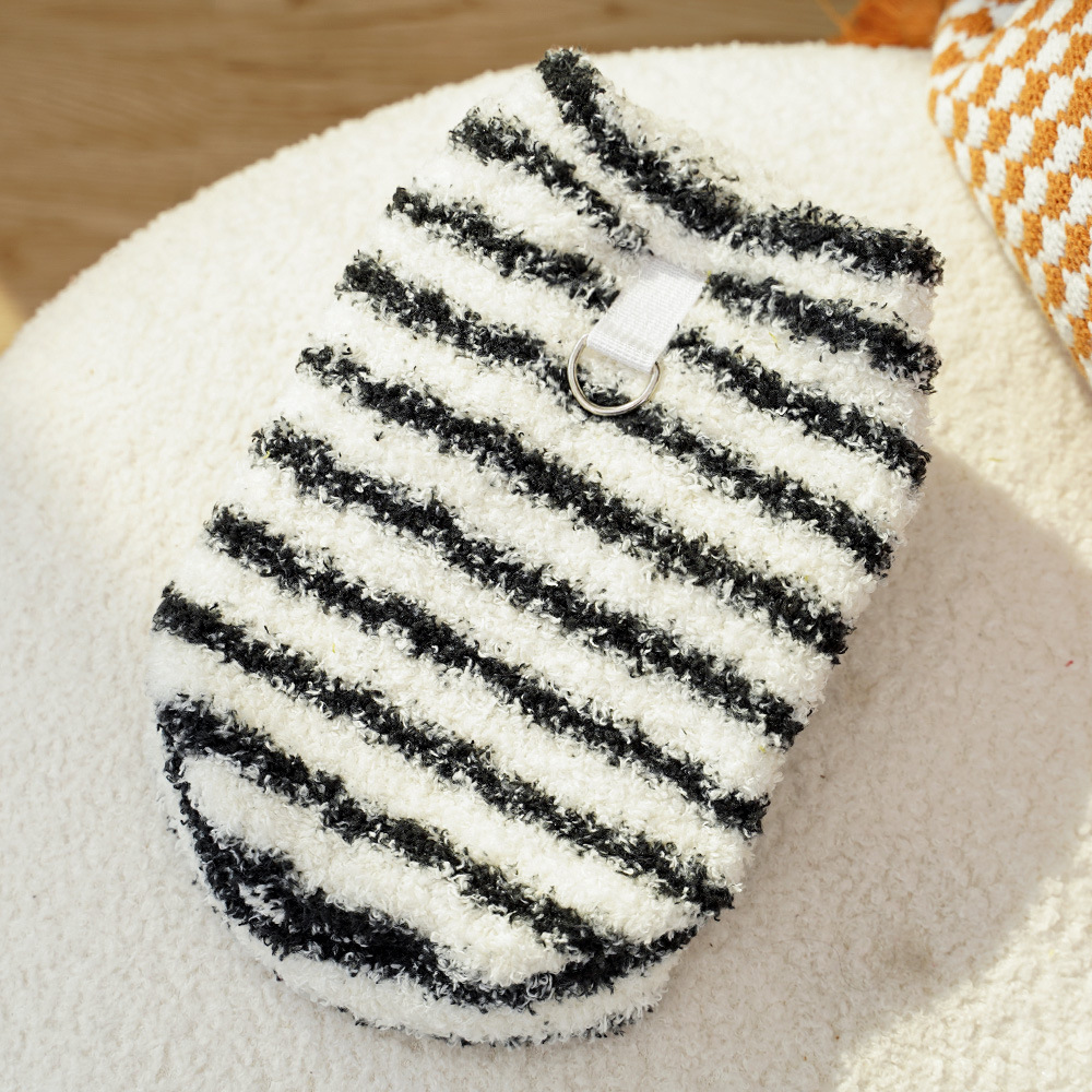 Año Nuevo ropa de mascotas invierno peluche perros dorados gatos rayas corky Fato pie bajo artículos para gatos chaleco de perro