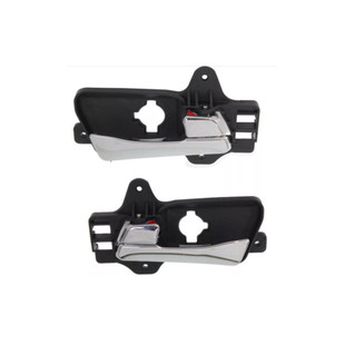 826102L010 826202L010 is suitable for modern I30 inner handle door handle