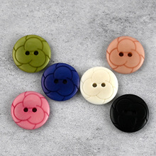 三叶形 符号文化果实纽扣 两眼面包激光设计果绿色马甲毛衣服饰扣