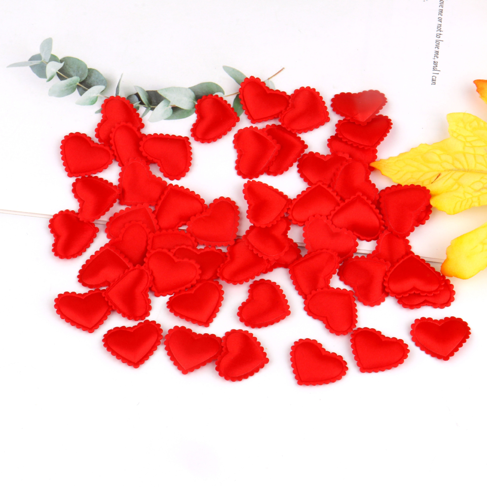 빨간 웨딩 용품 사랑