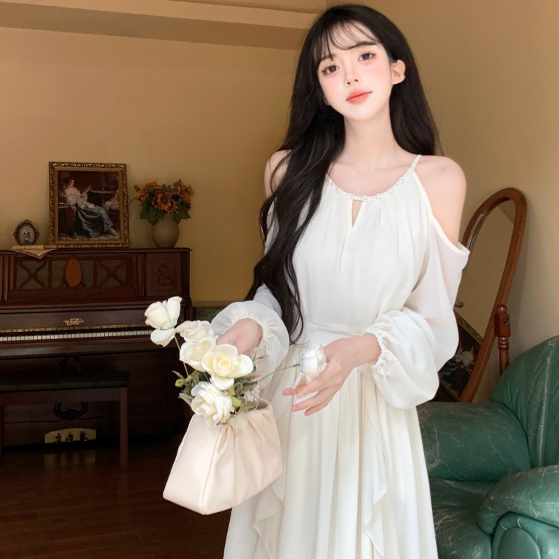 2025 Spring and Summer Vacation Style Dress, Super Fairy Chiffon Halterneck, Off-Shoulder Waist, Slimming Look, Gentle and Elegant, Travel to the Beach