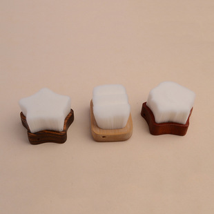 Cute five-pointed star tiger skin red sandalwood ten thousand hair brush Wen play brush Polygonatum odoratum carving rabbit walnut brush soft brush polishing brush