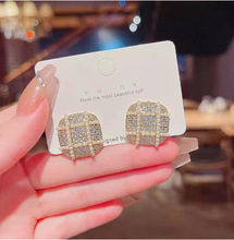 新款银针几何方形女式时尚流行耳钉韩版简约耳饰批发独立包装