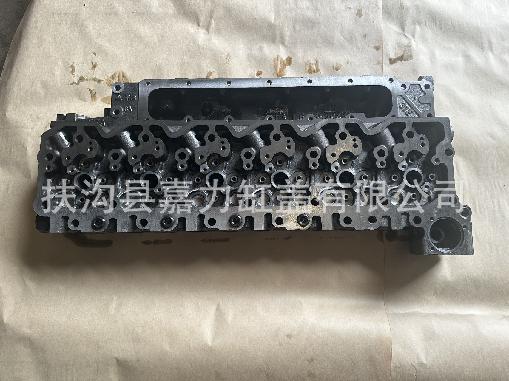 Factory Direct Supply Diesel Engine Cylinder Head Isde6.7 Cummins Isb6.7 Cylinder Head 6D107