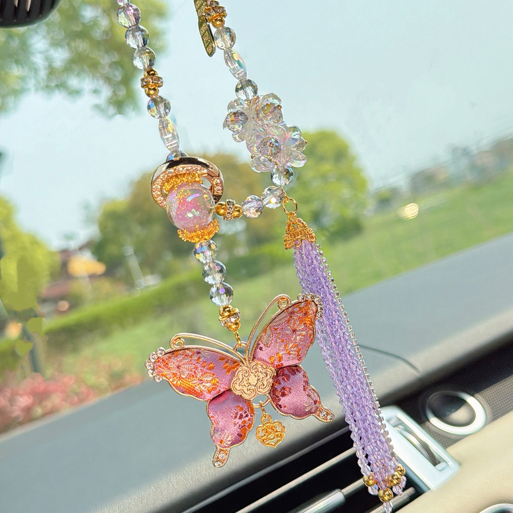 Song Brocade Butterfly Car Pendant Crystal Bead Car Hanging Ornament Rearview Mirror Pendant for Girls' Car Decoration