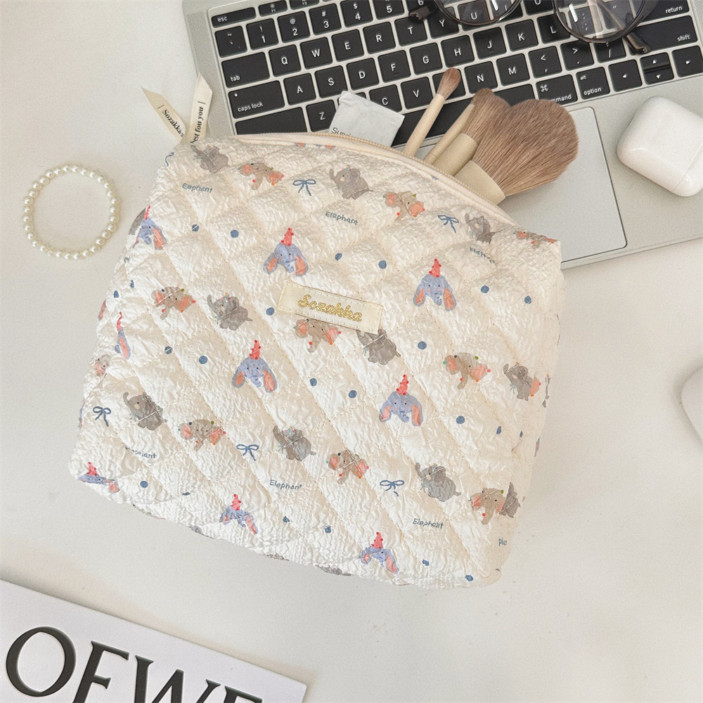 4681 embossed hand-held makeup bag, large-capacity portable storage bag, cute toiletry bag, travel storage bag undefined