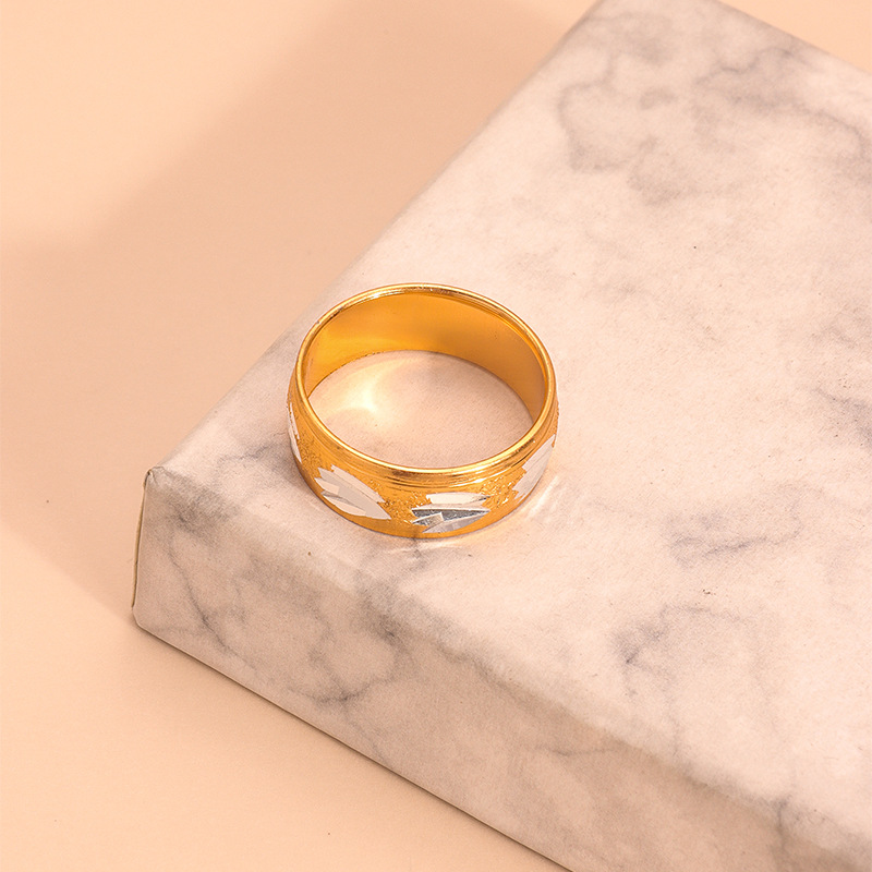 retro design fashionable universal ring for men and women