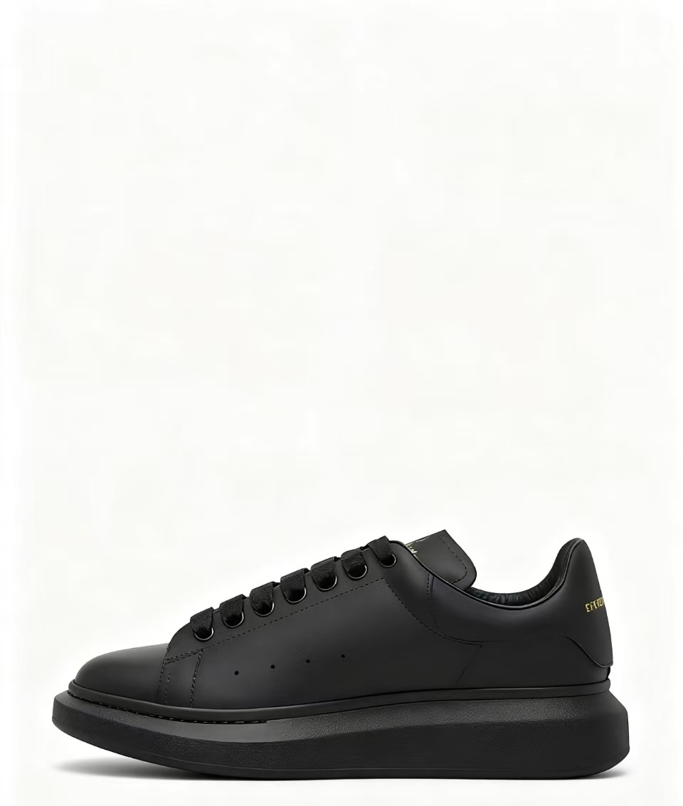 All black / 36