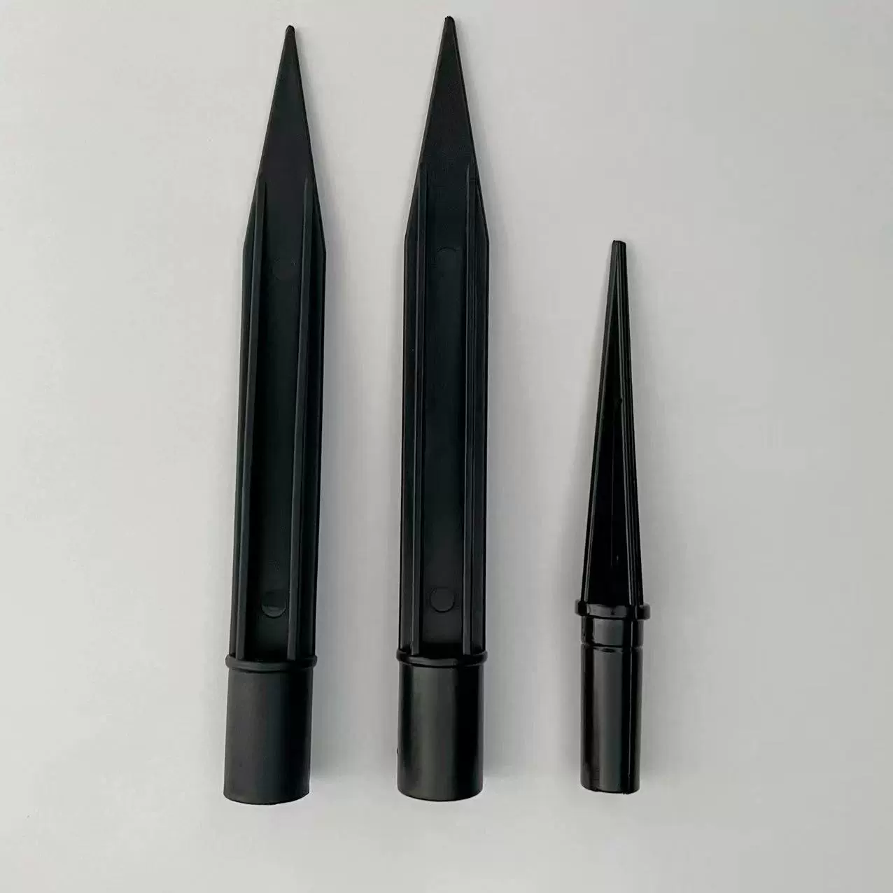 Наружная пластиковая напольная вилка Аксессуары для солнечного света Напольная вилка Аксессуары для световых трубок Аксессуары для ландшафтного освещения