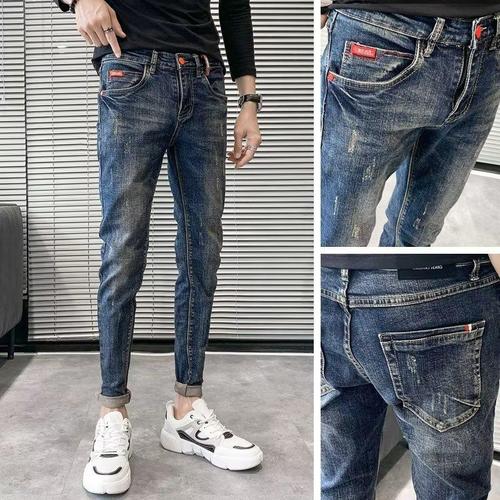 High-end blue denim jeans for men, autumn slim-fit skinny pants—versatile Korean-style casual stretch trousers that are trendy.