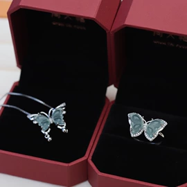 天然玉石手饰;和田玉项饰;和田玉手饰