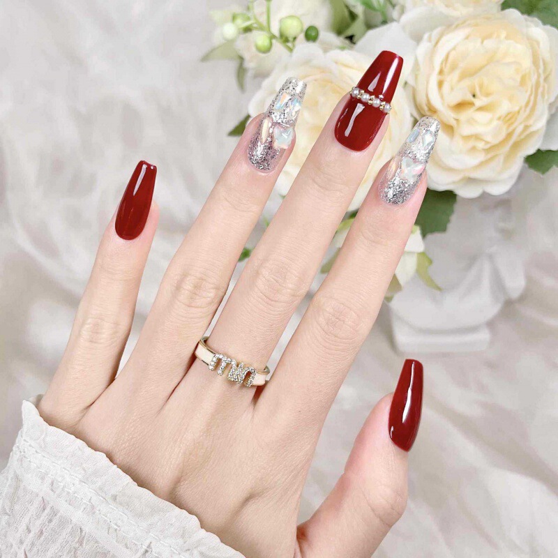 Purely Handmade High-quality Wearable Nails Maillard Elegant Red New Manicure Patches Sparkling Diamonds Removable Fake