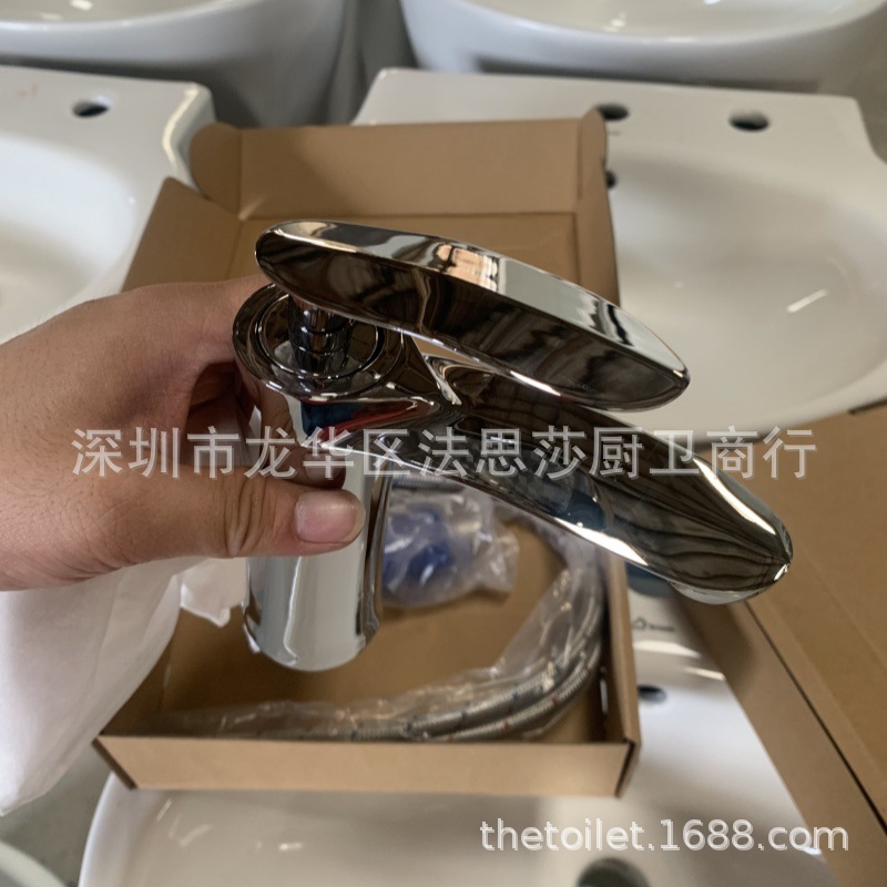 [단일 제품] 하드웨어 액세서리(전체 구리 냉온수 수도꼭지 + 필터가 포함된 이중 목적 배수구 전체 세트)