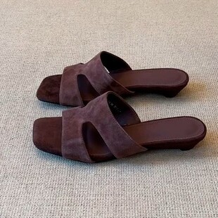 Sheepskin Version ~ Casual Niche Suede Open-Toe Slippers for Women's Outer Wear 2025 Summer Mid-Heeled Wedge Sandals