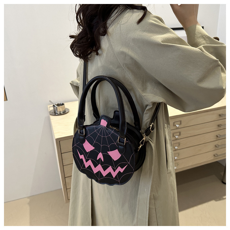 All Seasons Season Women's Gender Halloween Women's Pu Leather Pumpkin Vintage Style Classic Style Round Zipper Crossbody Bag