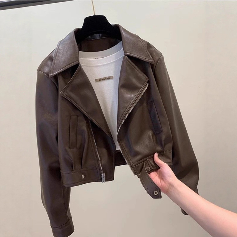 Short Leather Jacket for Women, Spring and Autumn Fashion, Slim-Fit Leather Coat, Stylish Turn-Down Collar, Petite Pu Leather, Slimming Versatile Jacket