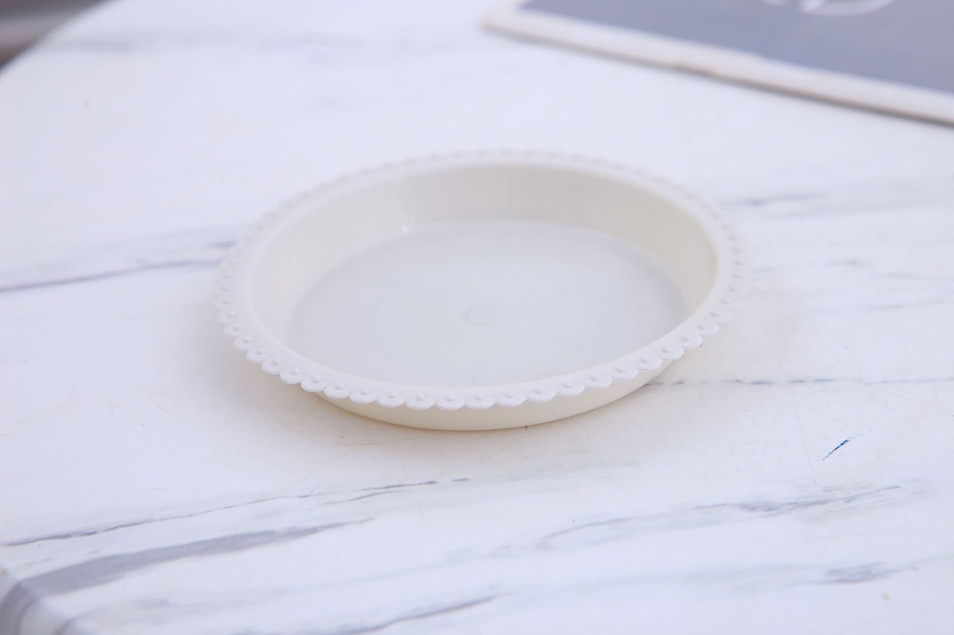 Muñeco de cabeza de hierba con planta verde, regalo creativo