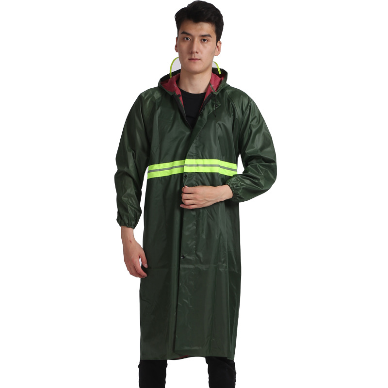 Una chaqueta de lluvia larga y gruesa a prueba de tormentas de todo el cuerpo caminando en servicio sanitario al aire libre chaqueta de lluvia de emergencia reflectante