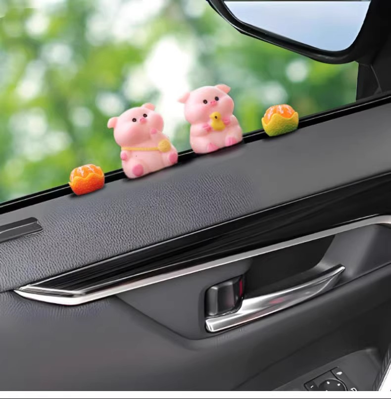 Car Mini Cute Screen Console Ornaments Piggy Doll Doll Car Decoration In Car