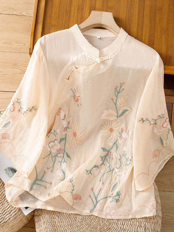 文学的な春夏の新しいスタイルのスタンドカラー半袖Tシャツ、女性用、エレガントな七分袖ボタン刺繍コットンとリネントップ|undefined