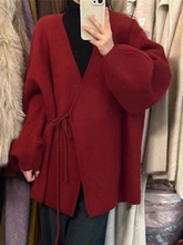 超好看红色v领毛衣开衫外套女2025冬大码胖mm欧货别致慵懒风上衣