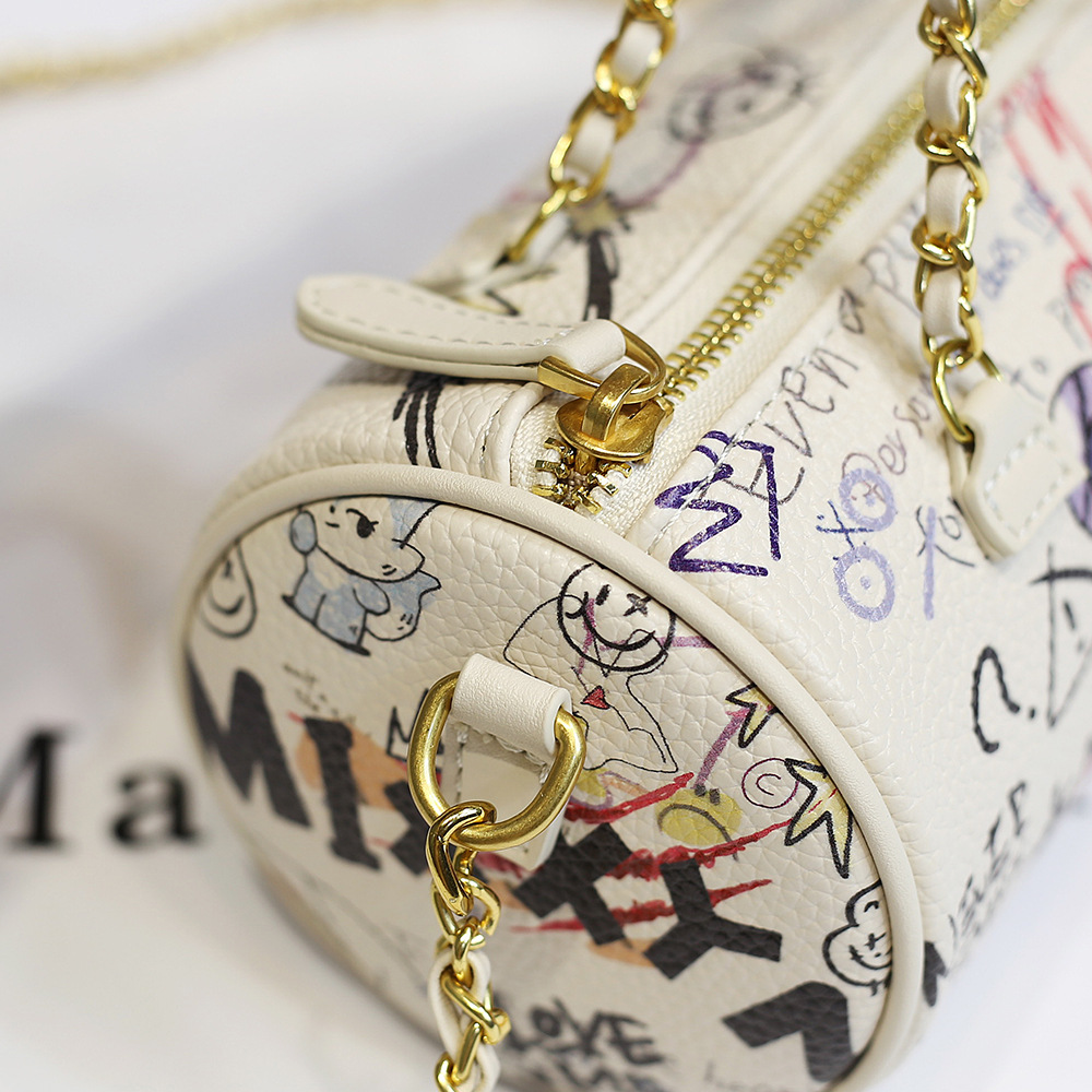 Bolso de mujer transfronteriza bolso de cilindro femenino 2023 nuevo oso graffiti cadena bolso de hombro bolsa de mensajero