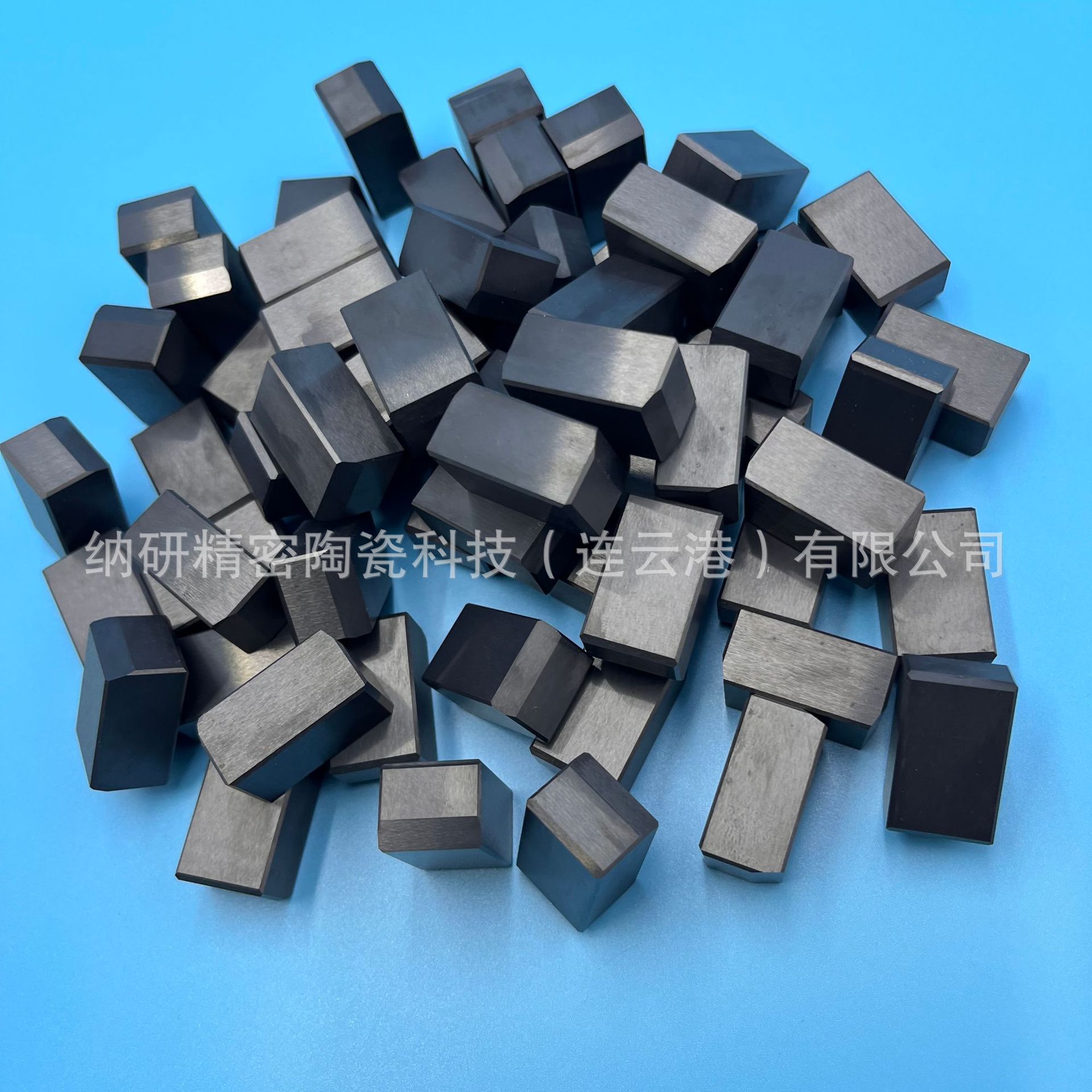 氮化硅陶瓷焊接定位块 氮化硅陶瓷托条 夹块导热耐热散热器耐高温