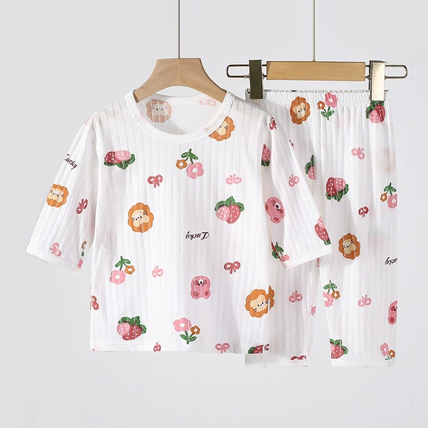 Jacquard home wear-Strawberry Bear (three-quarter sleeves and three-quarter pants)