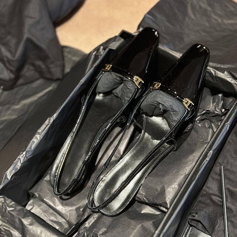シープスキンバージョン~エレガントレディーススモールゴールドバックルキャットヒールハイヒールレディースサマーフレンチストラップレザーミッドヒールサンダル|undefined