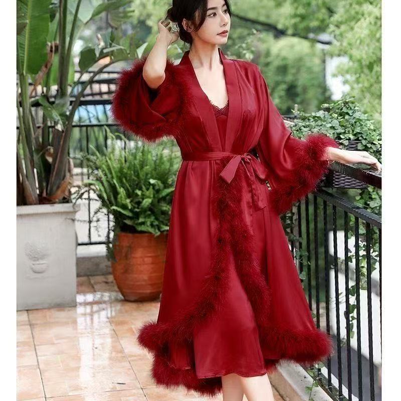 Extra Large Size 150kg Bridal Robe for Women, Sexy Feathered Velvet Nightgown, Wedding Pajama Set with a High-End Feel Extra Large Size 150kg Bridal Robe for Women, Sexy Feathered Velvet Nightgown, Wedding Pajama Set with a High-End Feel