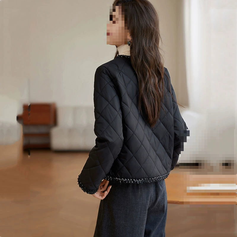 Короткая зимняя модная теплая пуховик в стиле Chanel, стиль 2023, корейский стиль