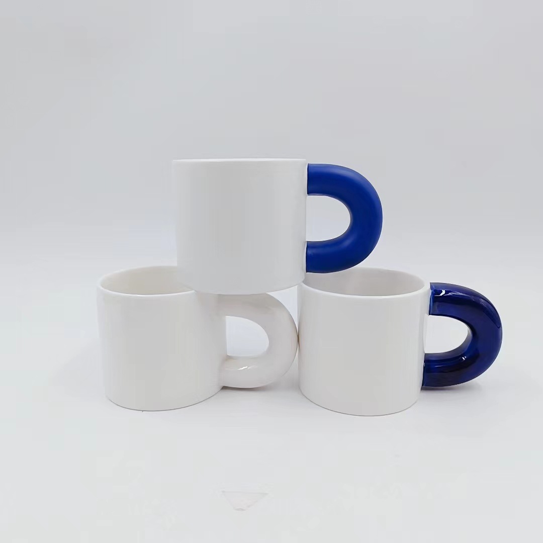 Nuevo 8.5 * 8cm 310ml taza de cerámica de orejas grandes taza de leche taza de desayuno taza de pareja