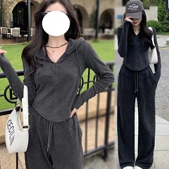 爆款】显瘦减龄时髦休闲女秋冬连帽修身上衣阔腿裤运动服两件套装