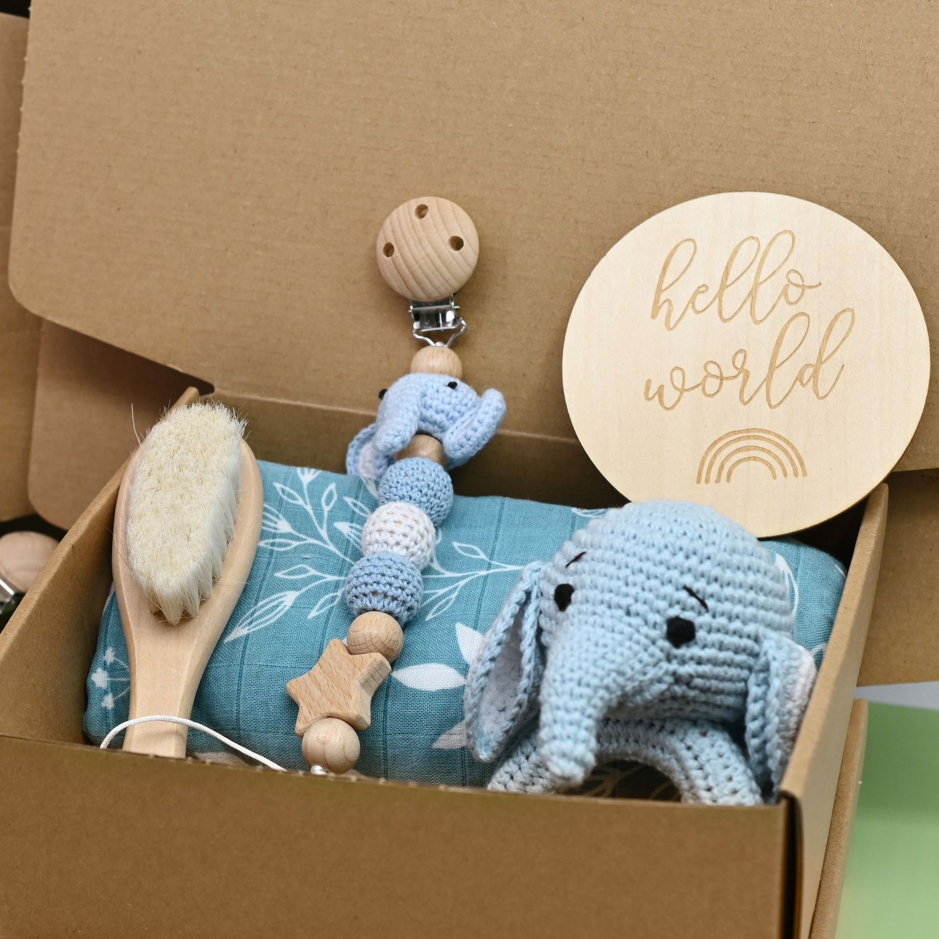 Animales explosivos bebés crochet set de madera de campana caja de regalo de nacimiento tetina cadena bebés de luna llena regalo