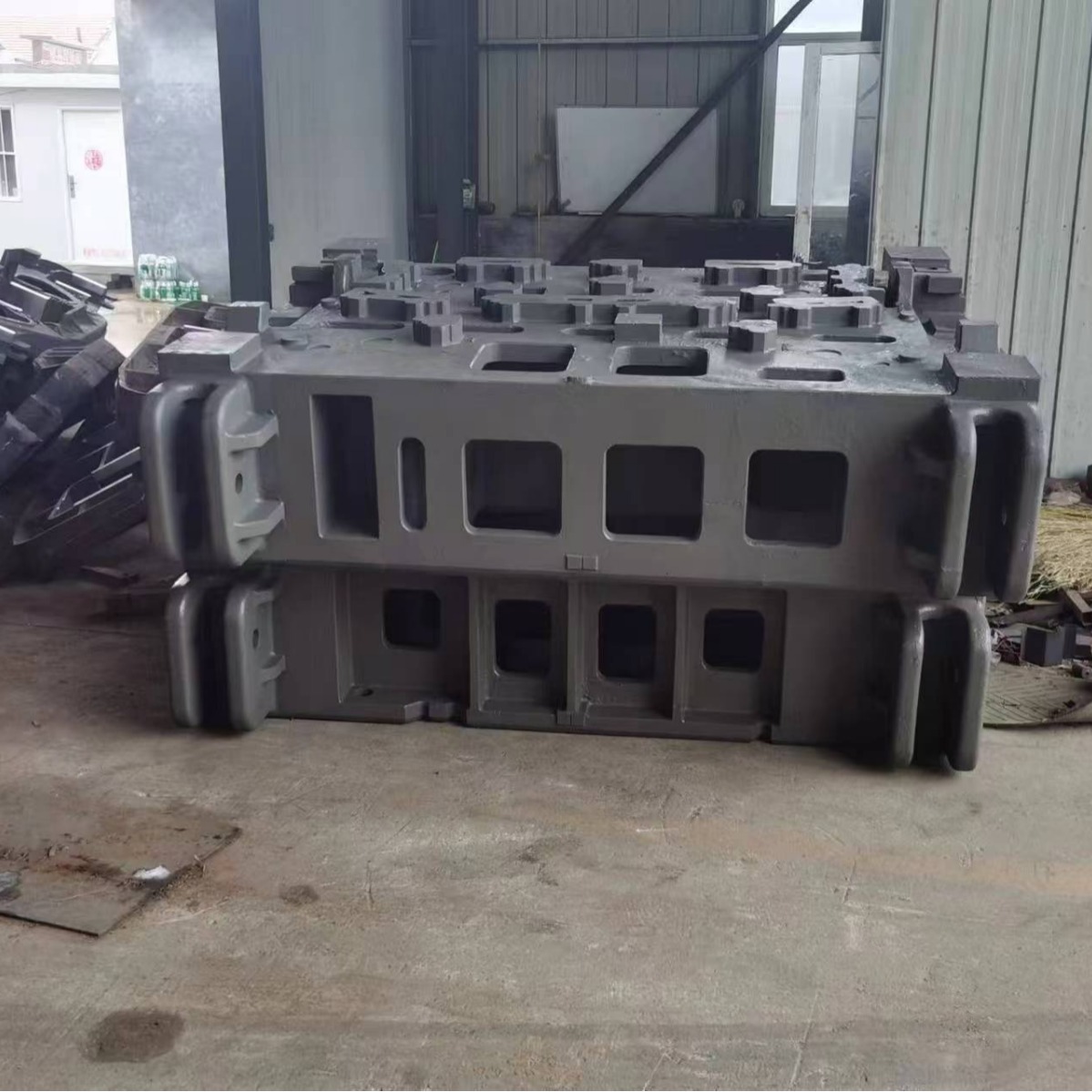 厂家直销灰口铸铁件 HT300灰铁铸件翻砂重力铸造球墨铸铁铸造件